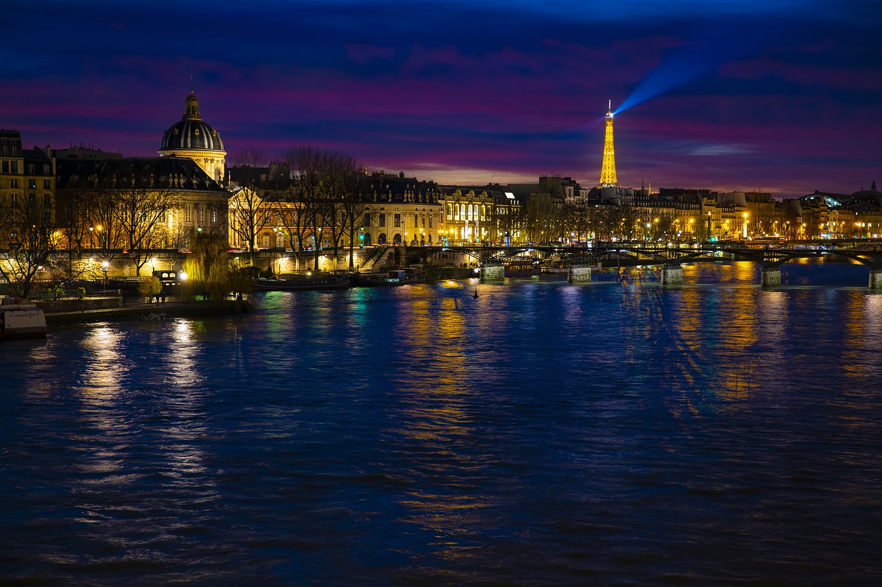 paris, night, scene-4793193.jpg